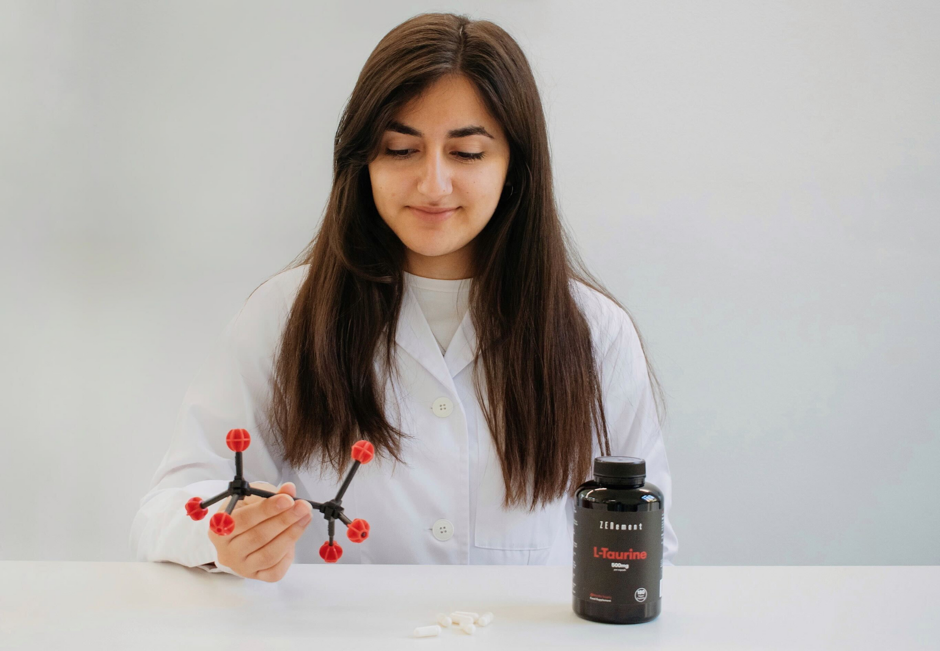 La L-Taurina e il suo potenziale effetto ringiovanente secondo la scienza –  Zenement, image size:1920x1329